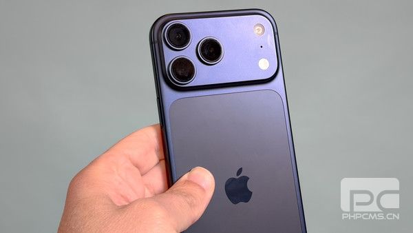 苹果iPhone Ultra与iPhone 18 Pro Max五大差异全面解析