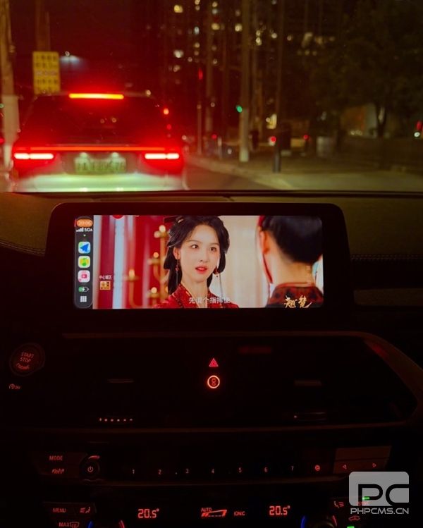 CarPlay升级燃油车:用一部iPhone让旧车智能化变身电动车