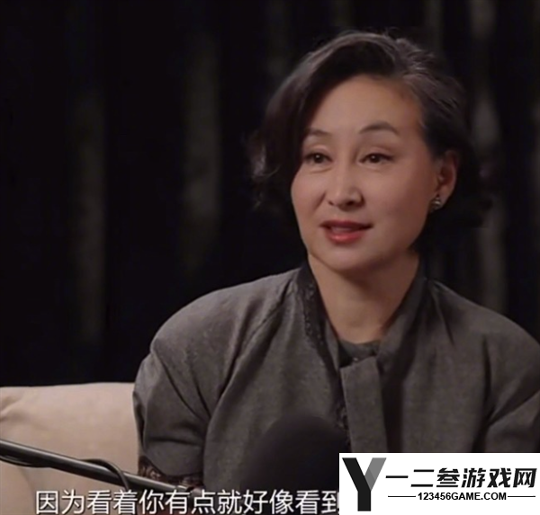 赌王女儿何超琼:与章泽天相似让她回忆起年轻时的自己