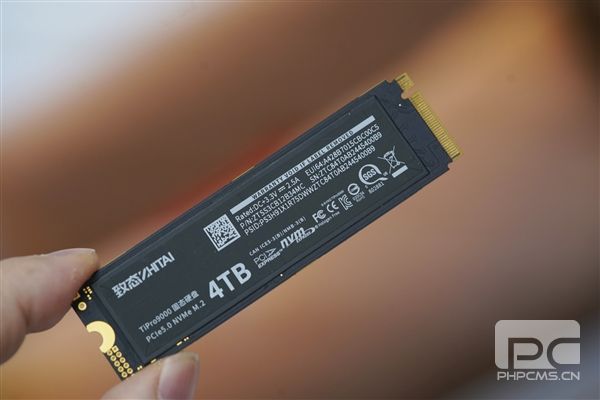 国内存储和硬盘价格飙升：1T SSD涨幅达132%，32G DDR5价格暴涨至3800元