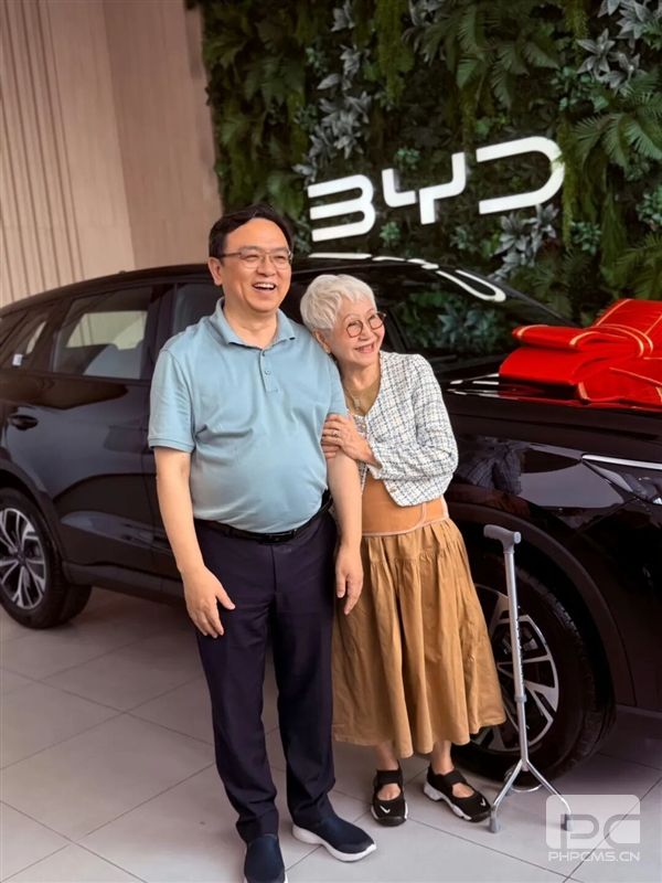 王传福收到的“一封情书”：比亚迪如何成为泰国的春天