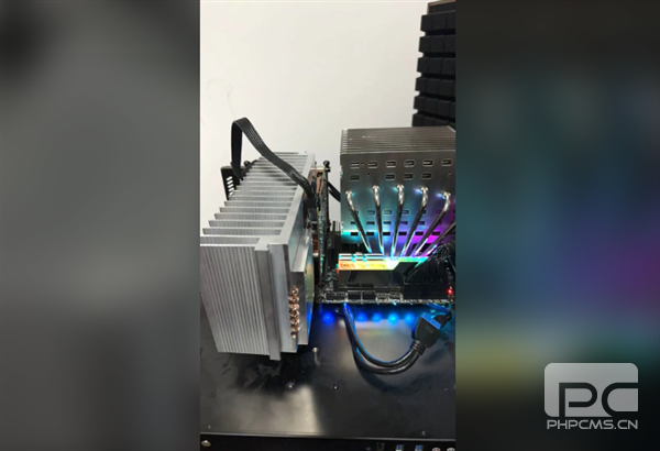 玩家自制无风扇RTX 4060，5斤铝块散热实现0分贝超静音效果