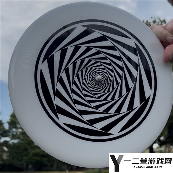 苹果AirPods创新改装：飞盘追踪器功能解析，旋转速度与滞空时间测量攻略