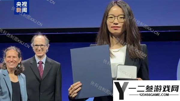 2007级北大同学王虹与邓煜荣获菲尔兹奖 中国数学迈向世界巅峰
