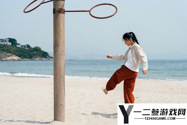 2026暑期档票房突破100亿：《功夫女足》和《八仙！》荣登票房榜前两名