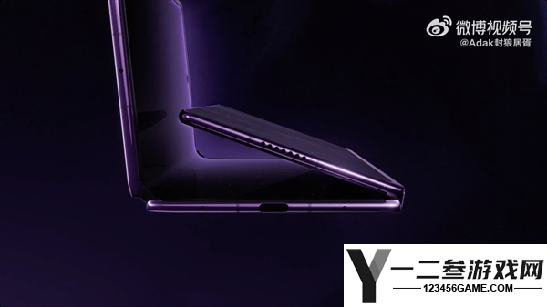 华为Mate XT 2正式发布：首款U型三折叠手机，新增外屏设计