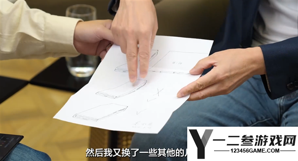 华为李小龙谈2015年三折叠手稿：11年将梦想变为现实