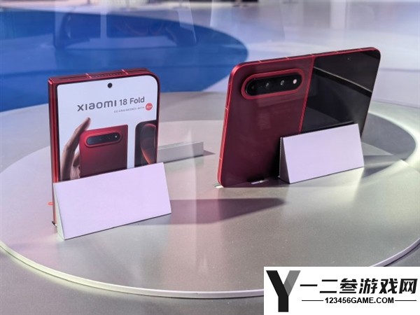 小米18 Fold真机亮相：高端折叠手机搭载玄戒O3，售价或将万元起步