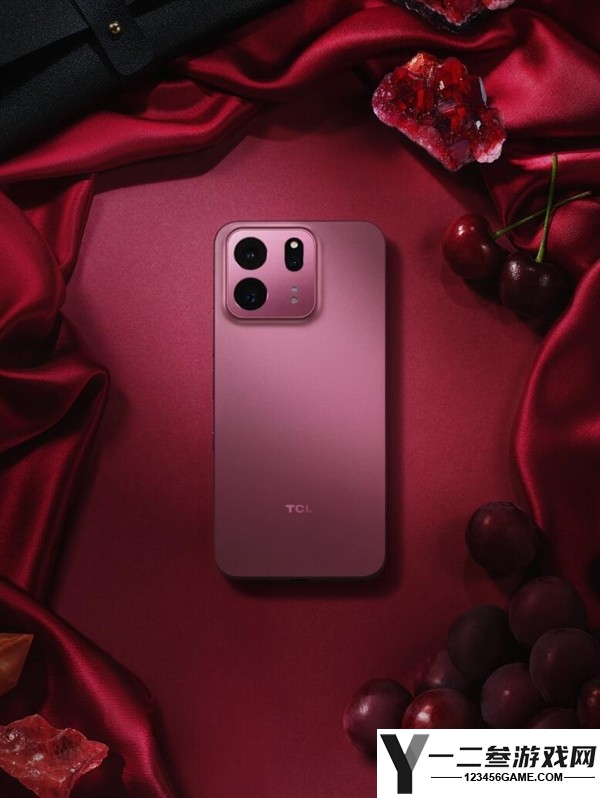 TCL P80系列发布：首款类纸护眼屏技术，起价2500元